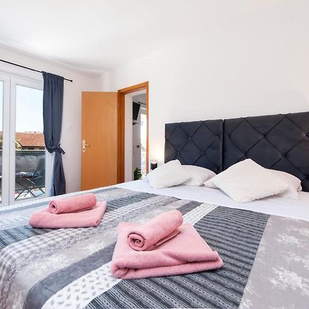 Apartment Biggy Ровинь Экстерьер фото